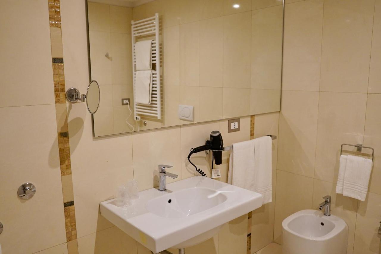 Toscana Sport Resort Calambrone Ngoại thất bức ảnh